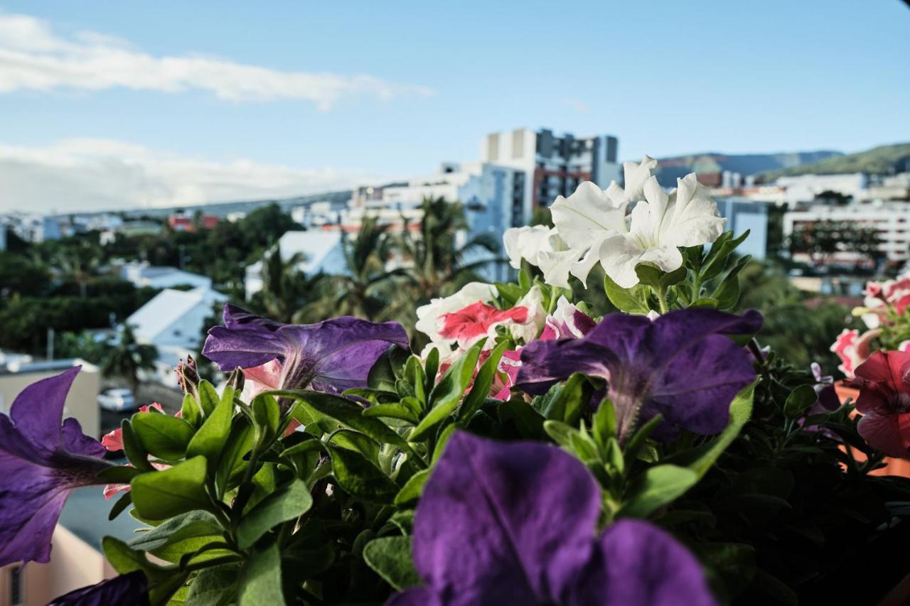Appart'Eden : Vue Panoramique Sur Saint-Denis Apartman Sainte-Clotilde Kültér fotó